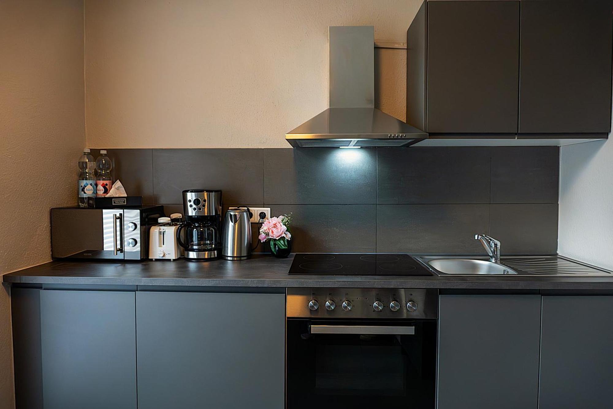 Liro Apartments Jaegerstrasse เครเฟลด์ ภายนอก รูปภาพ